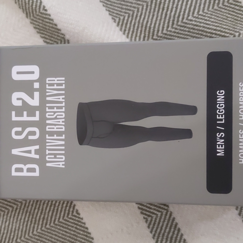Under Armor men's active baselayer tights/leggings, brand new in box